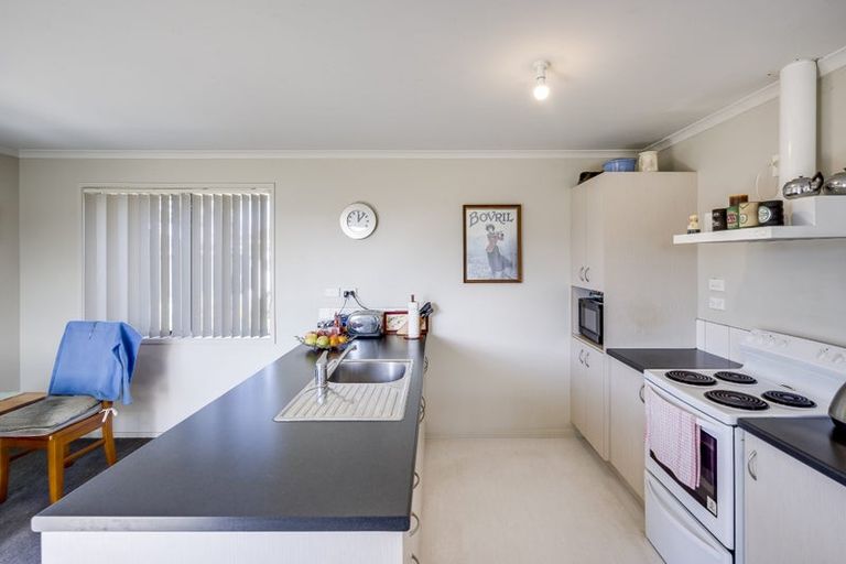 Photo of property in 17d Meeanee Road, Taradale, Napier, 4112