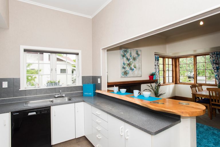 Photo of property in 121 Iranui Road, Inner Kaiti, Gisborne, 4010