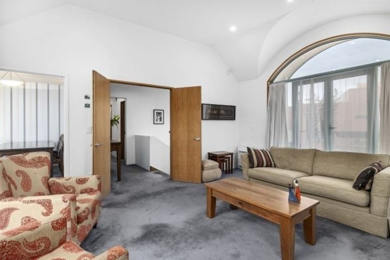 Photo of property in 60 Drivers Road, Maori Hill, Dunedin, 9010