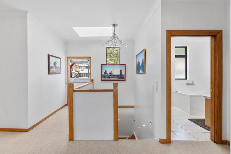 Photo of property in 41a Waikawa Road, Picton, 7220