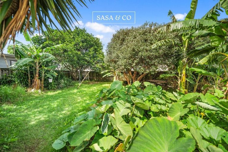 Photo of property in 6 Tidal Road, Mangere, Auckland, 2022