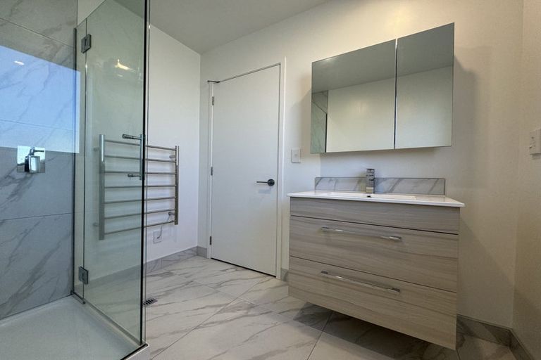 Photo of property in 7/196 Hills Road, Edgeware, Christchurch, 8013