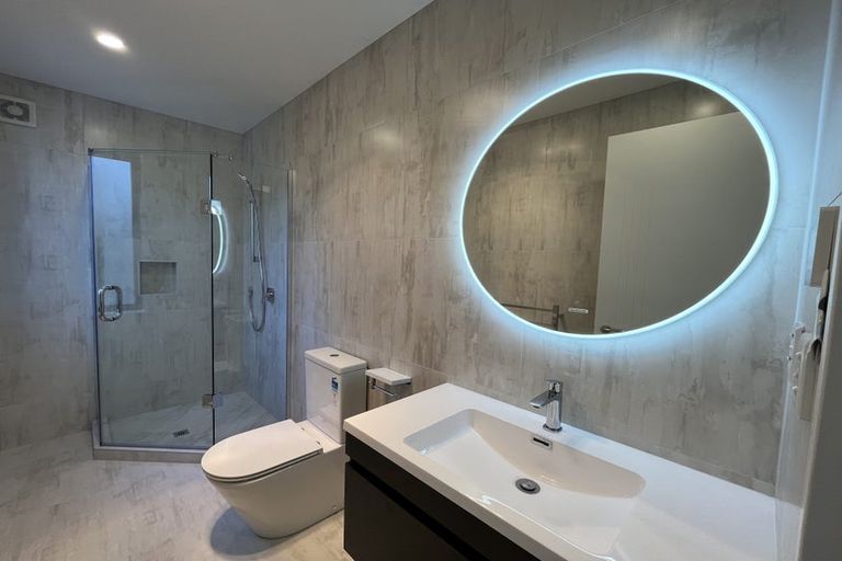 Photo of property in 13 Babos Avenue, Kumeu, 0810