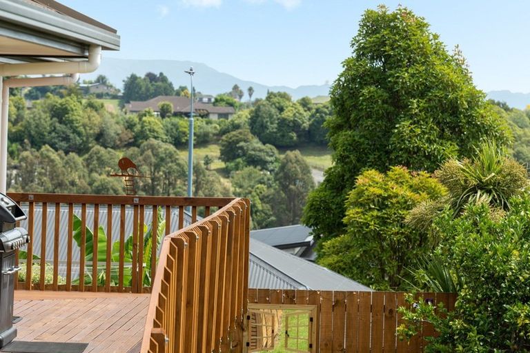 Photo of property in 61 Oteki Park Drive, Welcome Bay, Tauranga, 3112