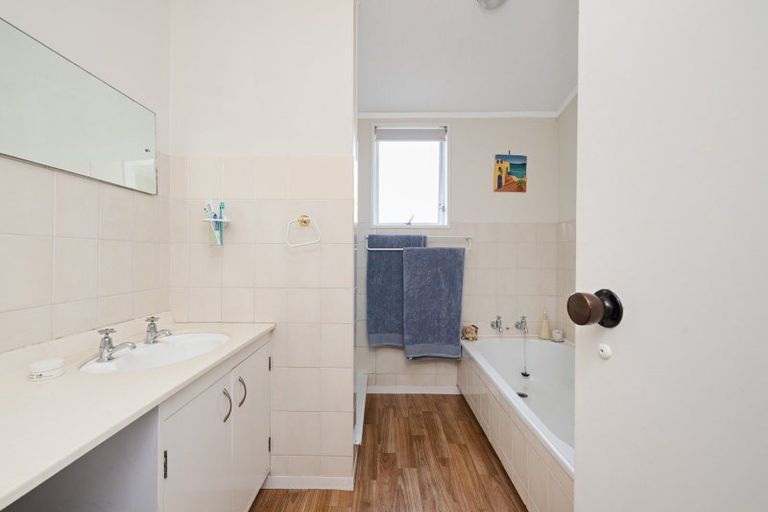 Photo of property in 195 Dickson Road, Papamoa Beach, Papamoa, 3118