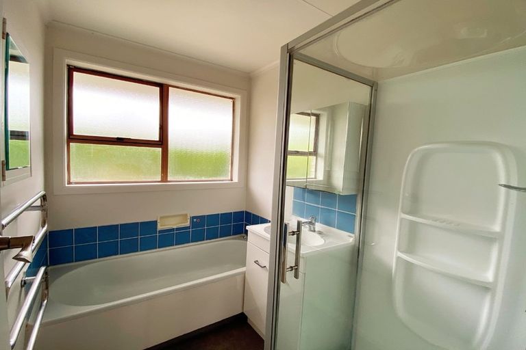 Photo of property in 51 Rhonda Avenue, Deanwell, Hamilton, 3206