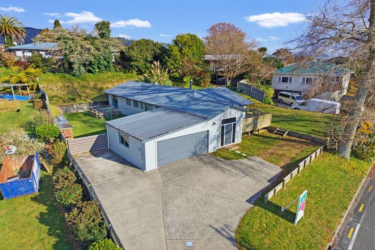 Photo of property in 15 Morey Street, Owhata, Rotorua, 3010