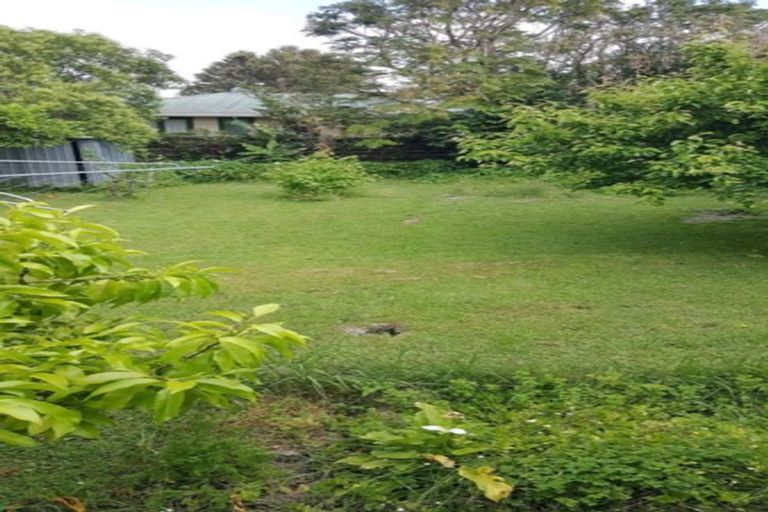 Photo of property in 17 Amberley Avenue, Te Atatu South, Auckland, 0610