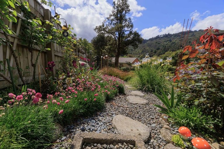 Photo of property in 12 Ngahere Street, Stokes Valley, Lower Hutt, 5019