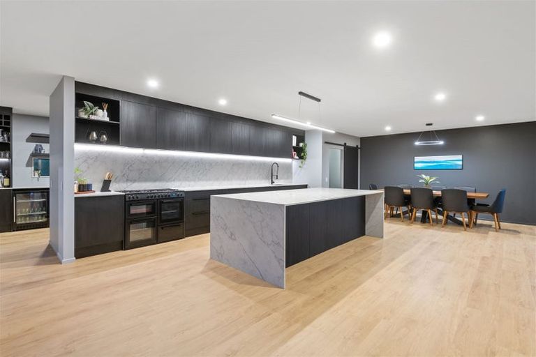 Photo of property in 8 Crawford Close, Amberley, 7410