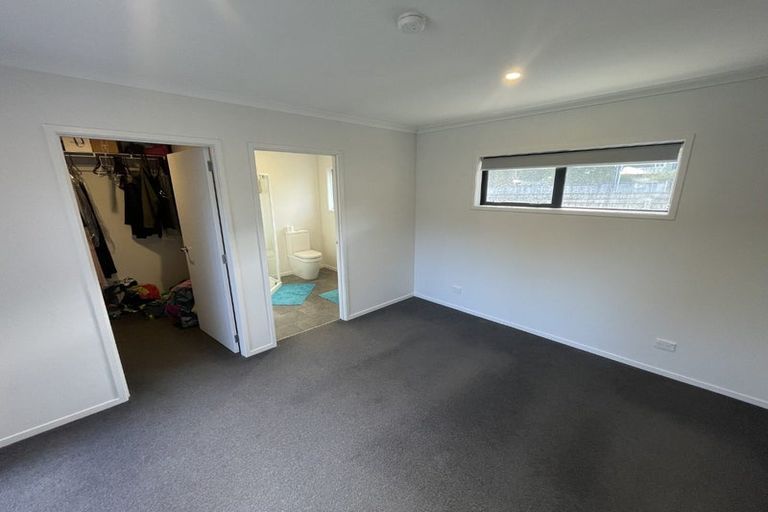 Photo of property in 386 Stokes Valley Road, Stokes Valley, Lower Hutt, 5019