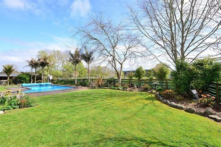 Photo of property in 28 Blackbridge Road, Dairy Flat, Albany, 0794