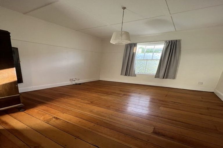 Photo of property in 39 Richmond Street, Petone, Lower Hutt, 5012