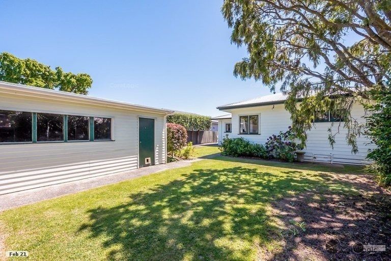 Photo of property in 9 Fairfield Avenue, Fairfield, Lower Hutt, 5011