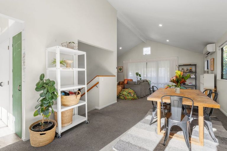 Photo of property in 8 Wye Place, Fernhill, Queenstown, 9300