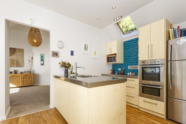 Photo of property in 625 Marine Drive, Days Bay, Lower Hutt, 5013
