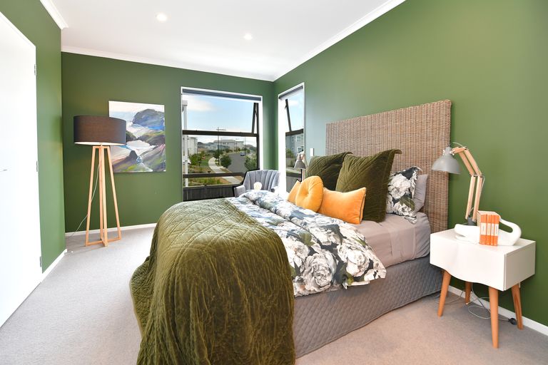 Photo of property in 2 Couldrey Crescent, Red Beach, 0932