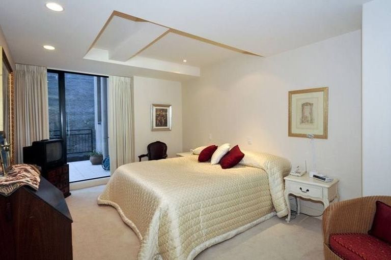Photo of property in 9/310 Oriental Parade, Oriental Bay, Wellington, 6011