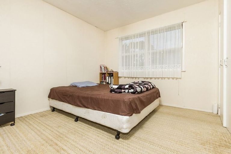 Photo of property in 73 Lynden Avenue, Hillcrest, Auckland, 0627