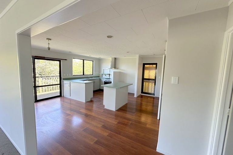 Photo of property in 11 Fordham Street, Beach Haven, Auckland, 0626