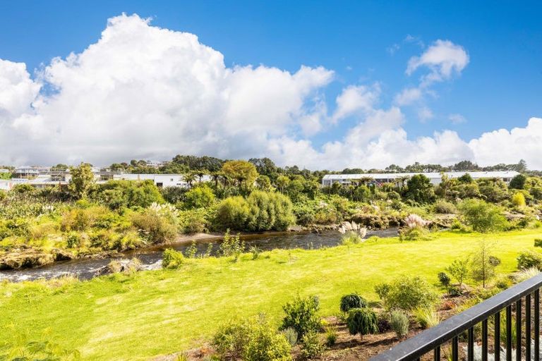 Photo of property in 20b Gordon Street, Glen Avon, New Plymouth, 4312