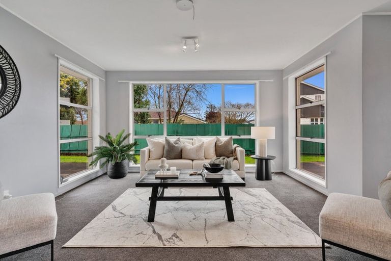 Photo of property in 76a Englefield Road, Northwood, Christchurch, 8051