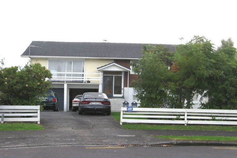 Photo of property in 31 Poinsettia Place, Henderson, Auckland, 0610