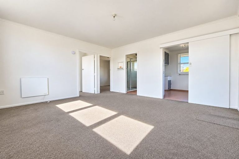 Photo of property in 10a Vogel Street, Fitzroy, New Plymouth, 4312