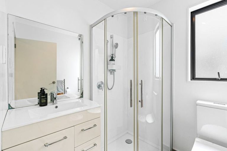 Photo of property in 5/122 Pooks Road, Ranui, Auckland, 0612