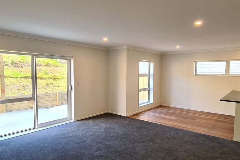 Photo of property in 15 Stockport Grove, Churton Park, Wellington, 6037