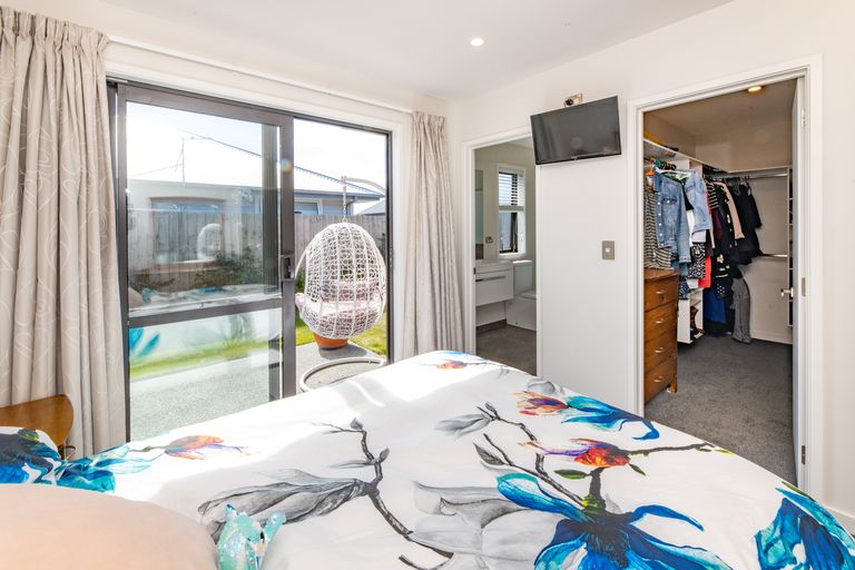 Photo of property in 4 Robert Duncan Road, Belfast, Christchurch, 8051