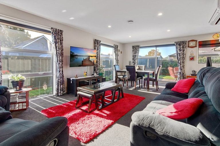 Photo of property in 13a Seymour Street, Hornby, Christchurch, 8042
