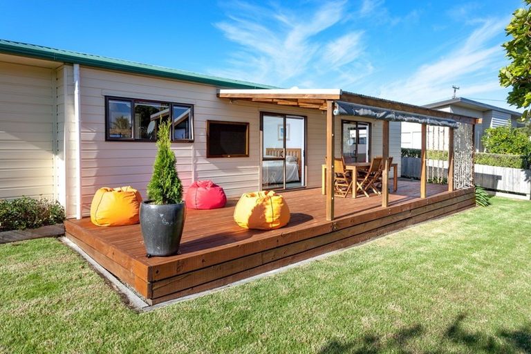 Photo of property in 12a Whiritoa Beach Road, Whiritoa, Whangamata, 3691