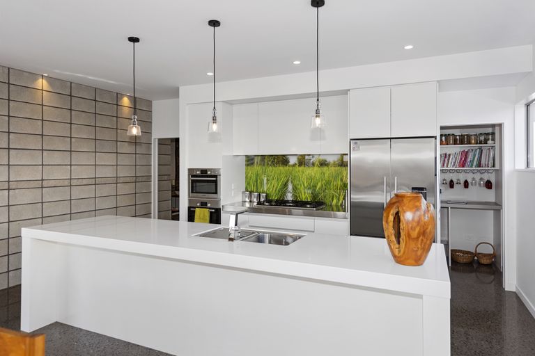 Photo of property in 348 Kennedys Bush Road, Kennedys Bush, Christchurch, 8025