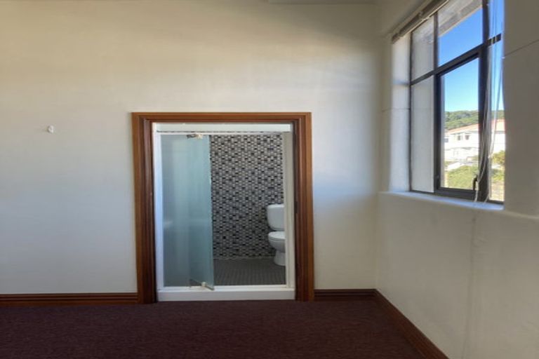 Photo of property in Pirie Street Townhouses, 28/35 Pirie Street, Mount Victoria, Wellington, 6011