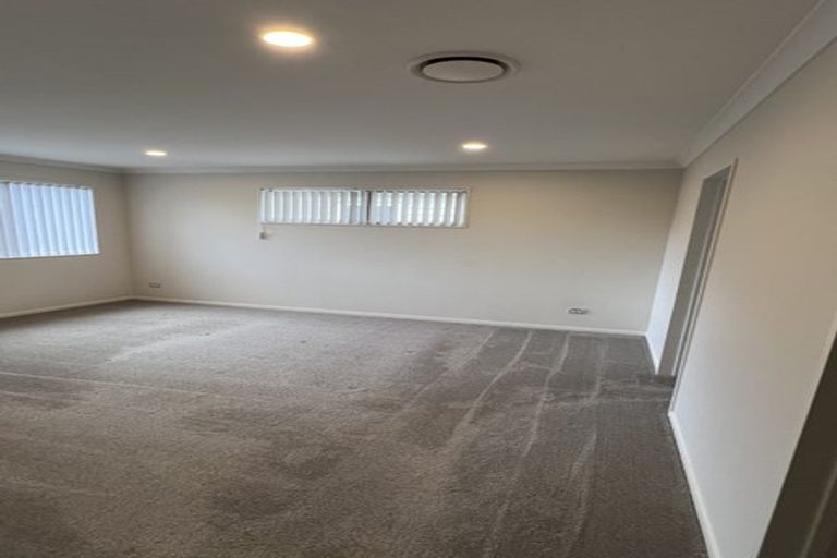 Photo of property in 16 Hikuawa Road, Flat Bush, Auckland, 2019