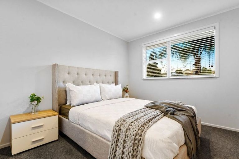 Photo of property in 60 Melba Street, Beach Haven, Auckland, 0626