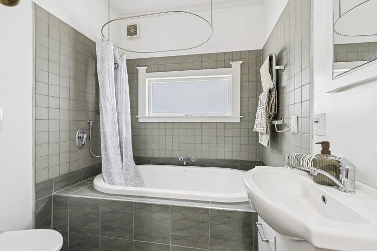 Photo of property in 51 Oban Street, Wadestown, Wellington, 6012