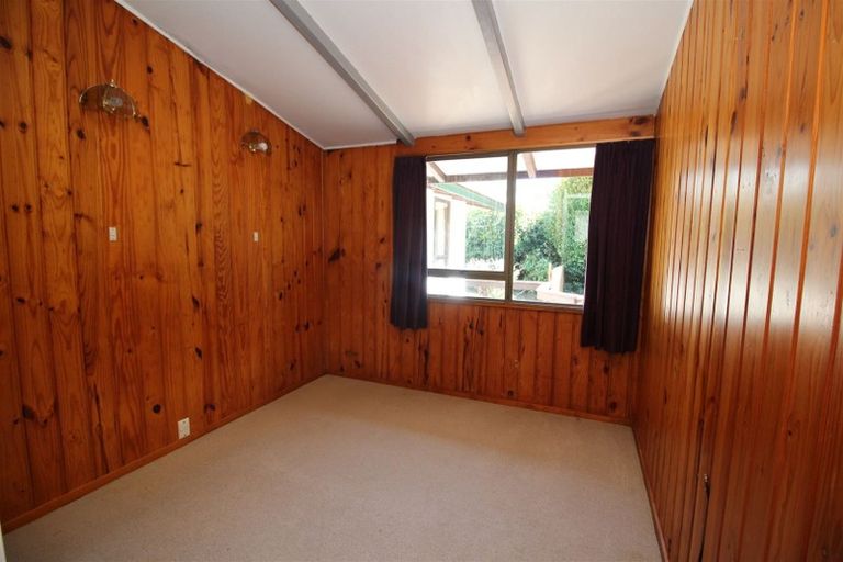 Photo of property in 42 Waianiwa Place, Tokoroa, 3420