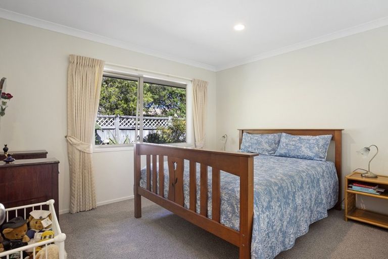 Photo of property in 17 Belmont Rise, Katikati, 3129