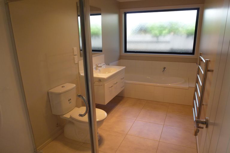 Photo of property in 26b Stanley Avenue, Palmerston North, 4414