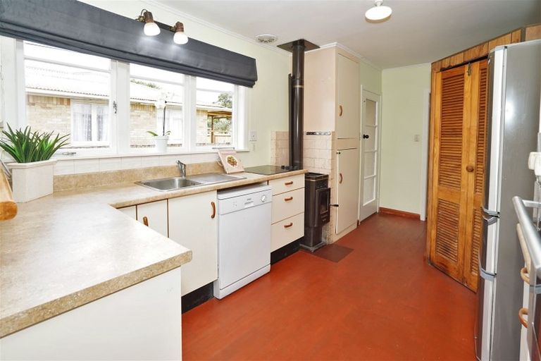 Photo of property in 98 Masters Avenue, Hillcrest, Hamilton, 3216