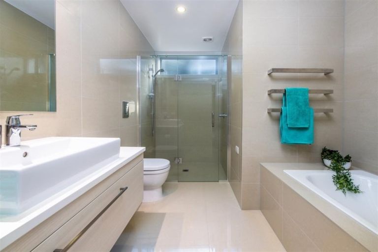 Photo of property in 29 Penzance Road, Mairangi Bay, Auckland, 0630