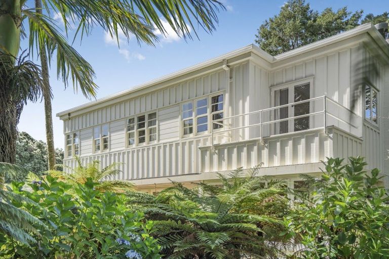 Photo of property in 85 Ludlam Crescent, Woburn, Lower Hutt, 5010