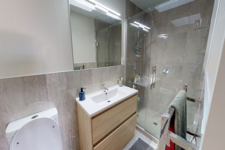 Photo of property in 23 Stitchbird Crescent, Papakura, 2110