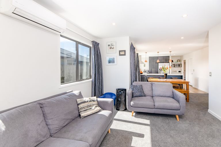 Photo of property in 4 Robert Duncan Road, Belfast, Christchurch, 8051