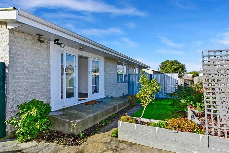 Photo of property in 1/43 Mclean Street, Linwood, Christchurch, 8062
