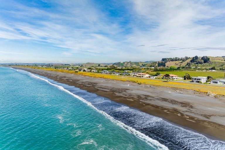 Photo of property in 21 Le Quesne Road, Bay View, Napier, 4104