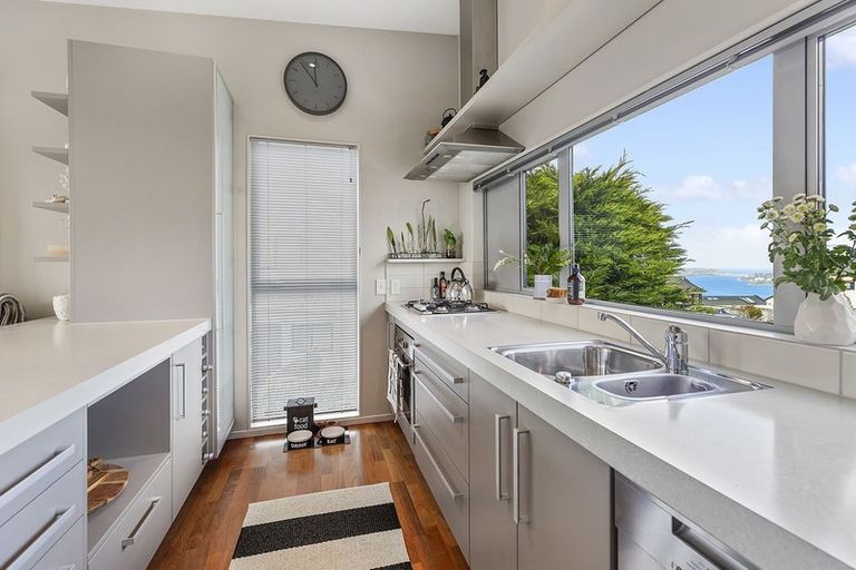 Photo of property in 37a Gurkha Crescent, Khandallah, Wellington, 6035