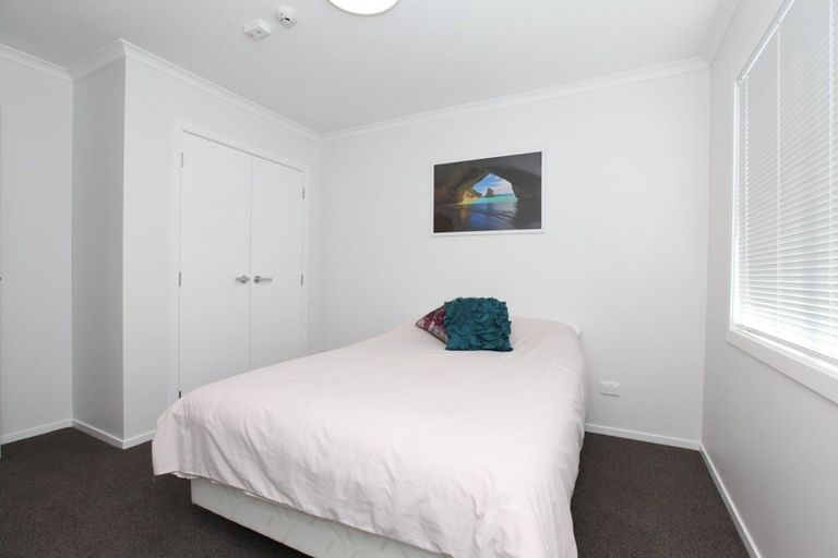 Photo of property in 2/13 Crescent Court, Melville, Hamilton, 3206
